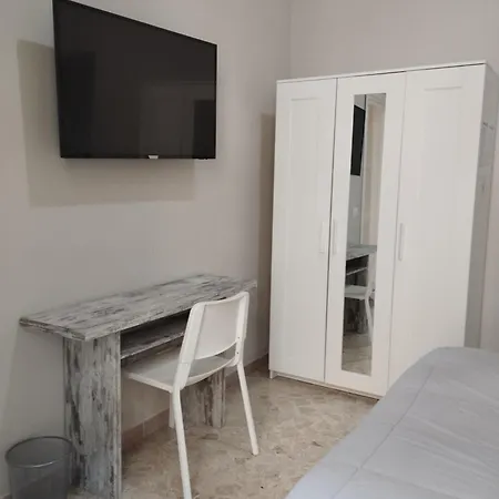 Bed & Breakfast Junior Salerno