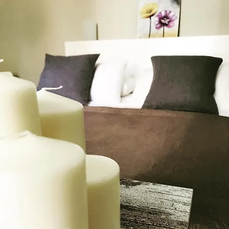 Junior Bed & Breakfast